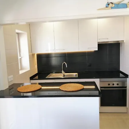 Atlantic Sea View Apartment *